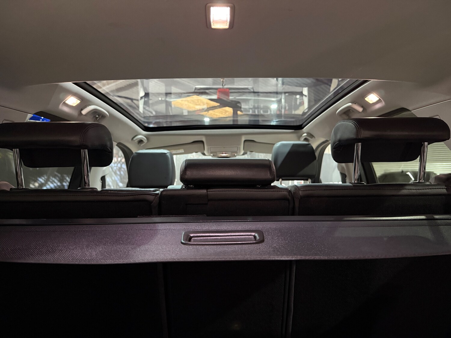 Used Land Rover Discovery Sport 2016 for sale - 77894017: Photo 32