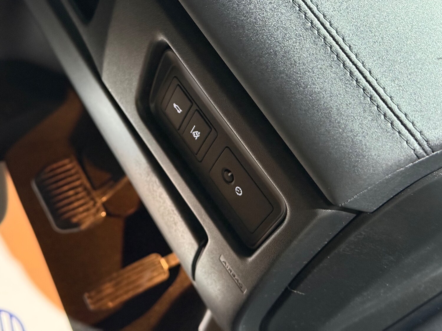 Used Land Rover Discovery Sport 2016 for sale - 77894017: Photo 42