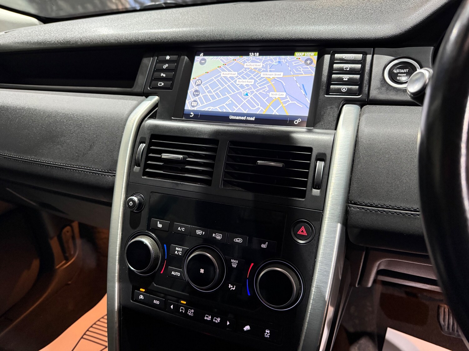 Used Land Rover Discovery Sport 2016 for sale - 77894017: Photo 48