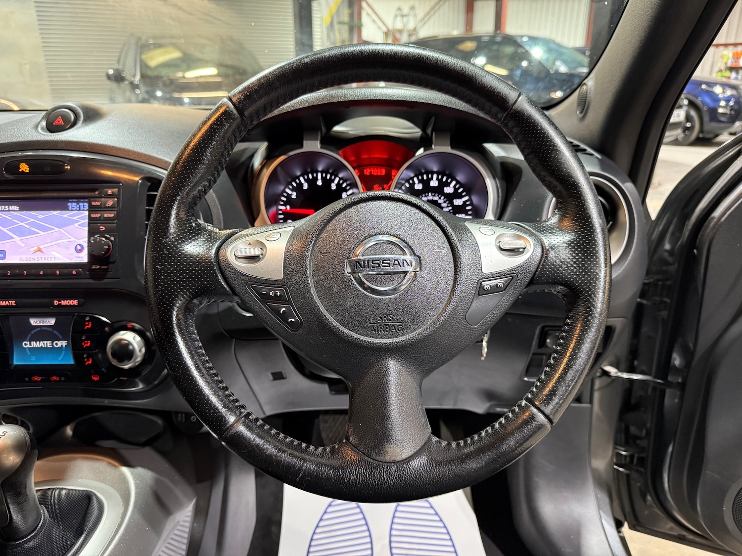 Used Nissan Juke 2012 for sale - 76204693: Photo 24