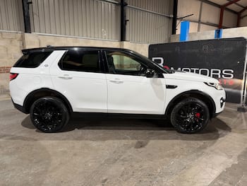 Used Land Rover Discovery Sport 2017 for sale - 79627084: Photo