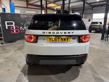 Used Land Rover Discovery Sport 2017 for sale - 79627084: Photo