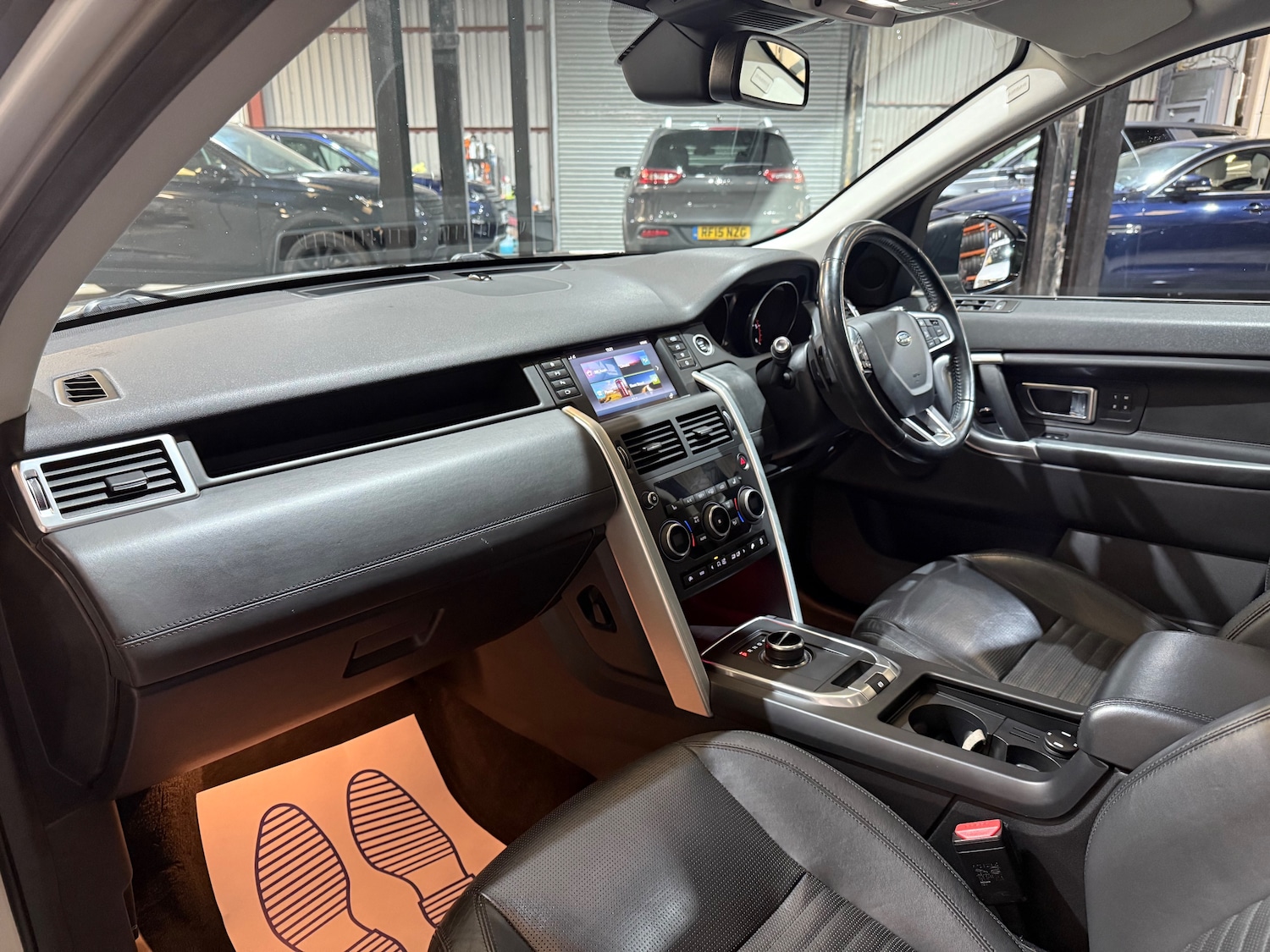Used Land Rover Discovery Sport 2016 for sale - 76171042: Photo 10