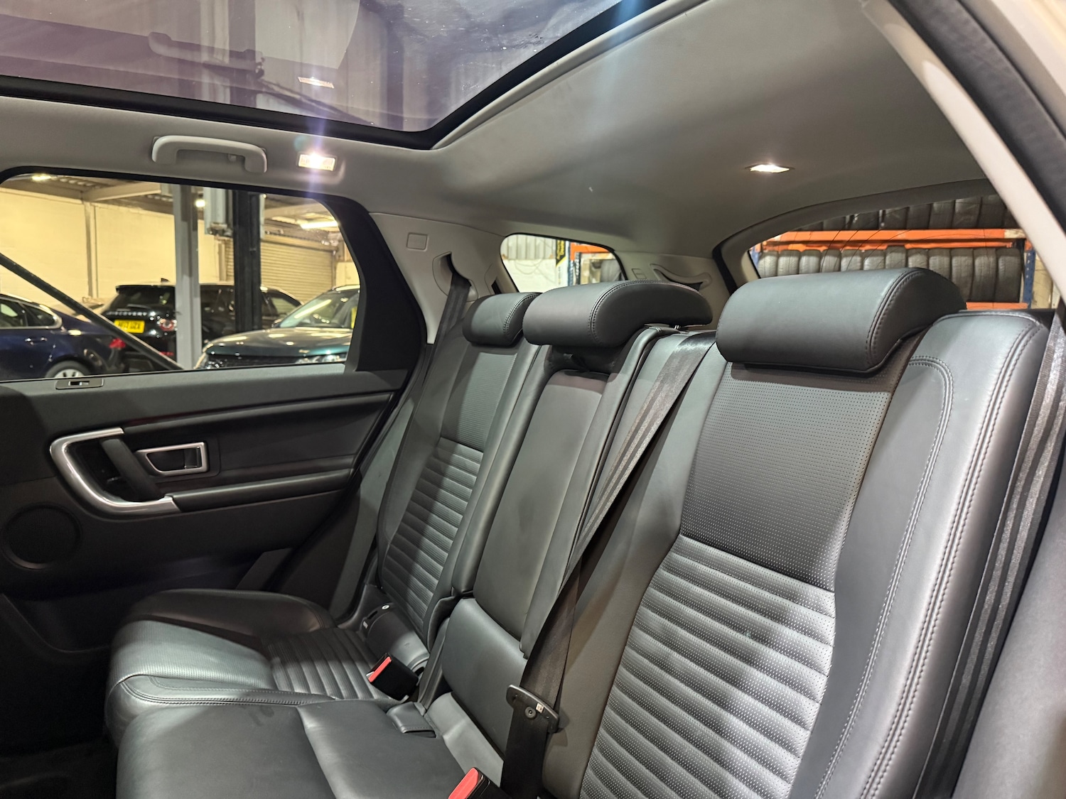 Used Land Rover Discovery Sport 2016 for sale - 76171042: Photo 17