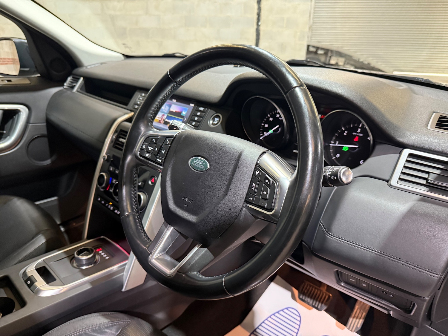 Used Land Rover Discovery Sport 2016 for sale - 76171042: Photo 30