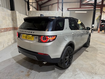 Used Land Rover Discovery Sport 2016 for sale - 76171042: Photo 3