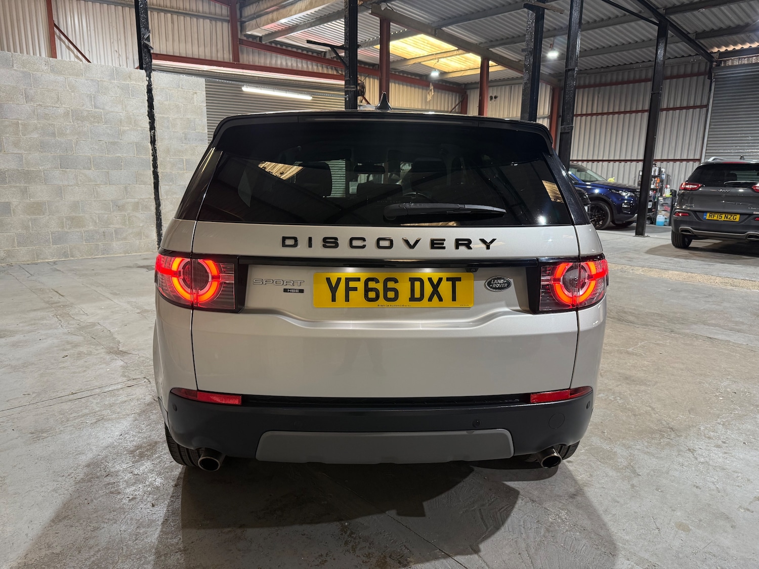 Used Land Rover Discovery Sport 2016 for sale - 76171042: Photo 4