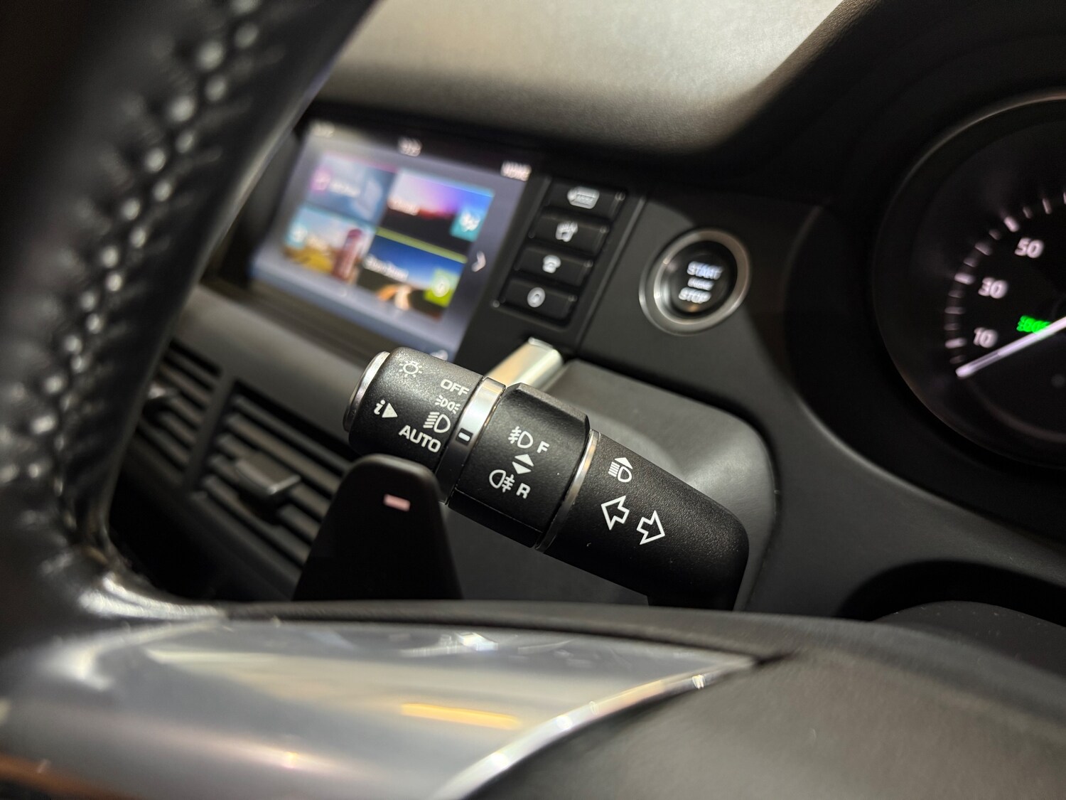 Used Land Rover Discovery Sport 2016 for sale - 76171042: Photo 40