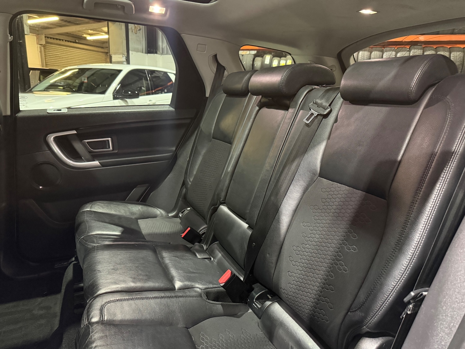 Used Land Rover Discovery Sport 2017 for sale - 77428287: Photo 16