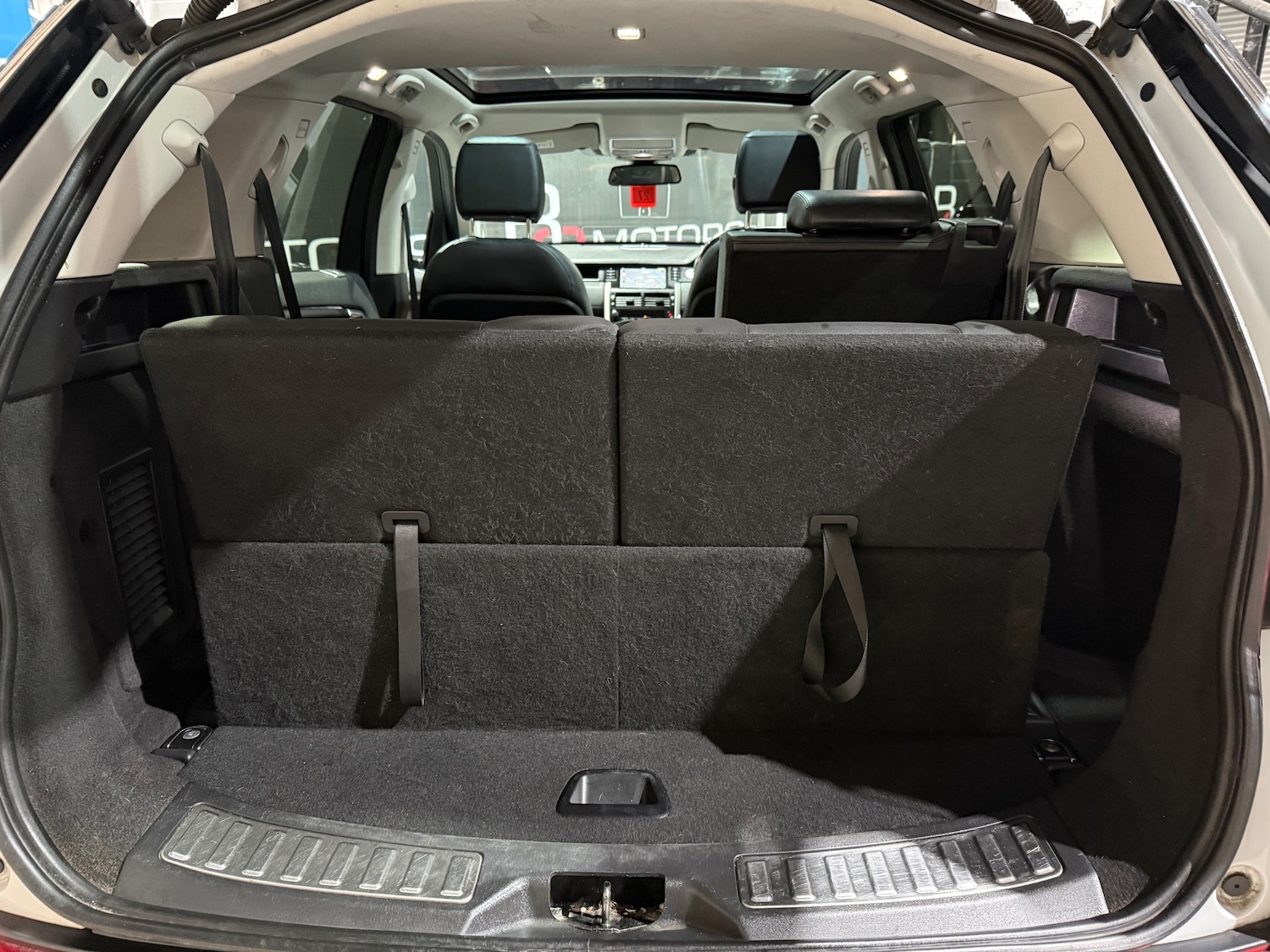 Used Land Rover Discovery Sport 2017 for sale - 77428287: Photo 19