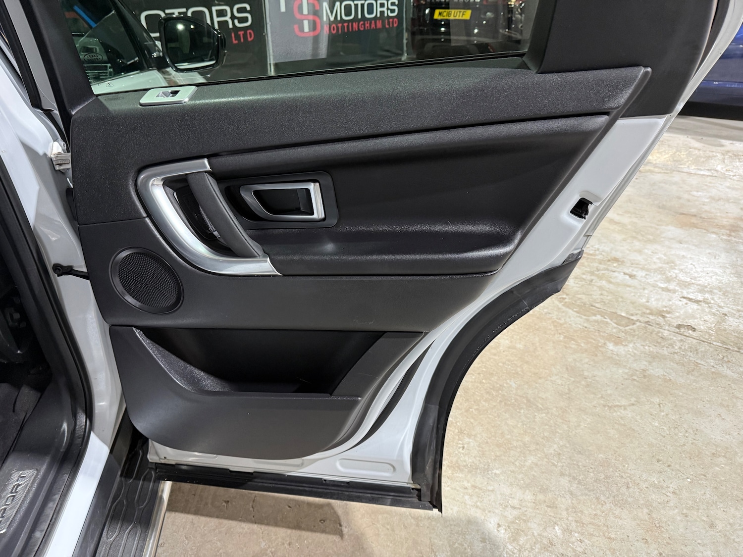 Used Land Rover Discovery Sport 2017 for sale - 77428287: Photo 20