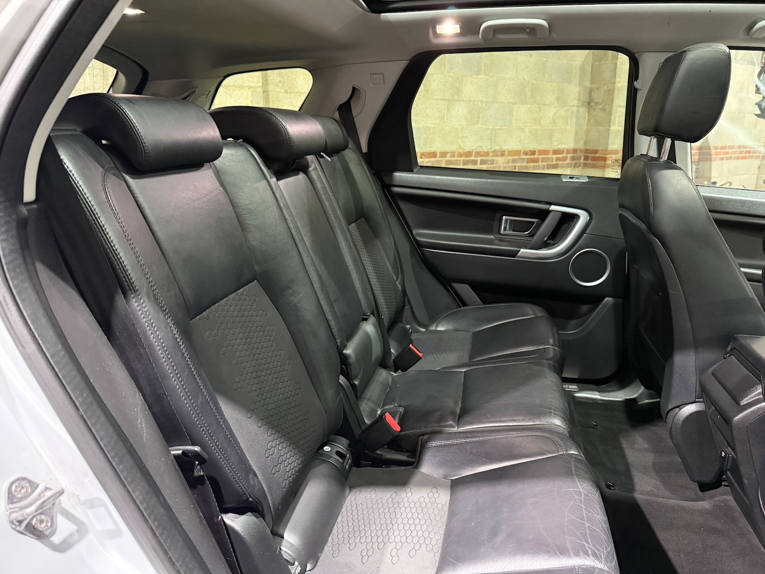 Used Land Rover Discovery Sport 2017 for sale - 77428287: Photo 22