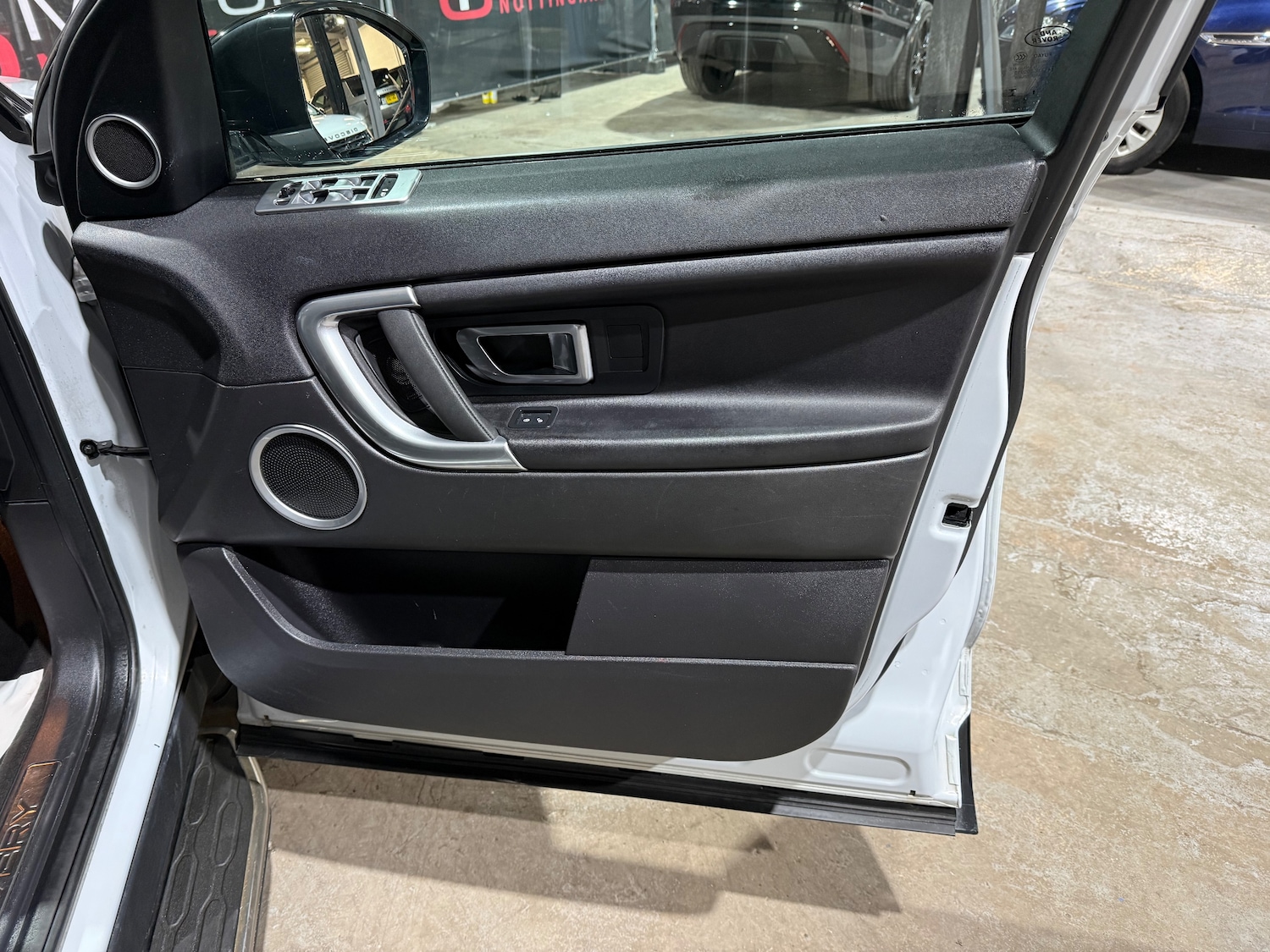 Used Land Rover Discovery Sport 2017 for sale - 77428287: Photo 23