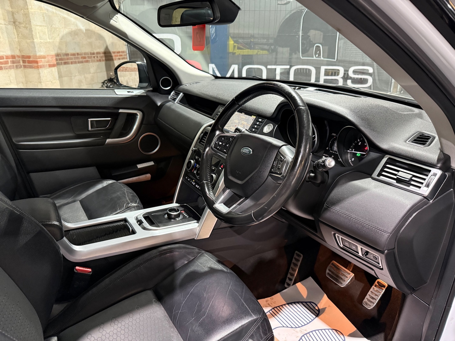 Used Land Rover Discovery Sport 2017 for sale - 77428287: Photo 24