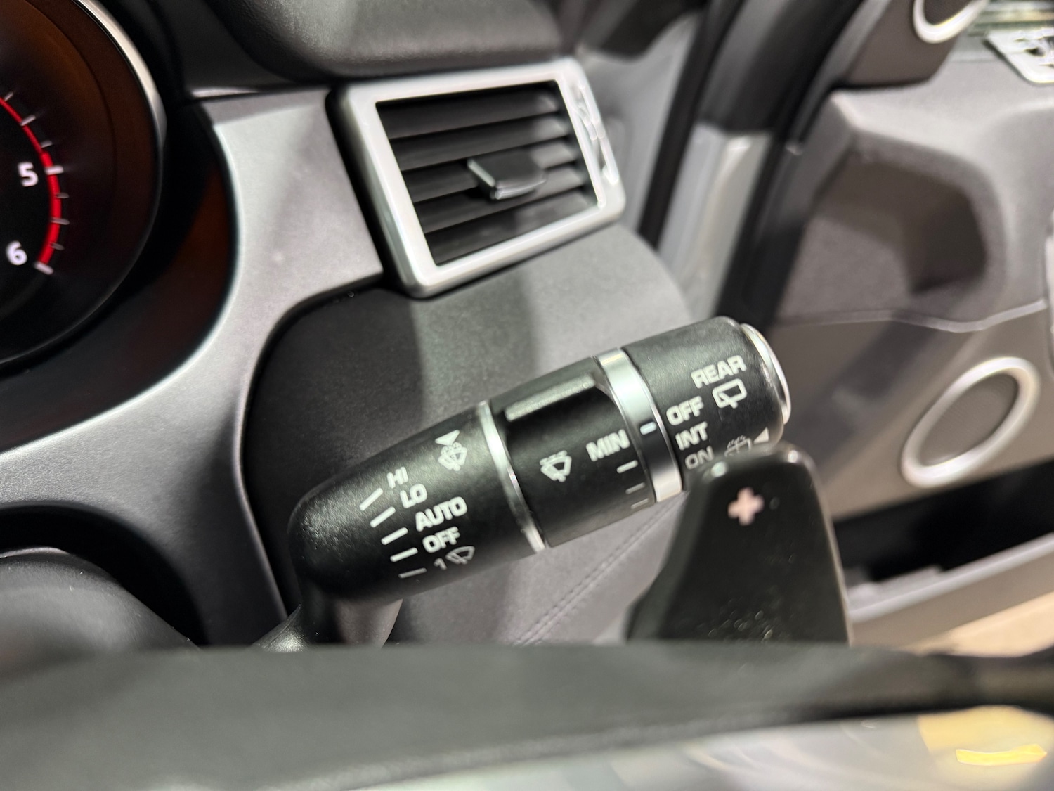 Used Land Rover Discovery Sport 2017 for sale - 77428287: Photo 30