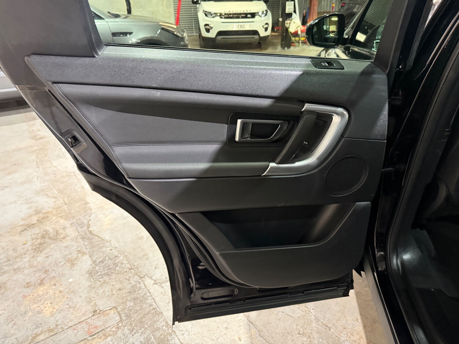 Used Land Rover Discovery Sport 2019 for sale - 77431789: Photo 13