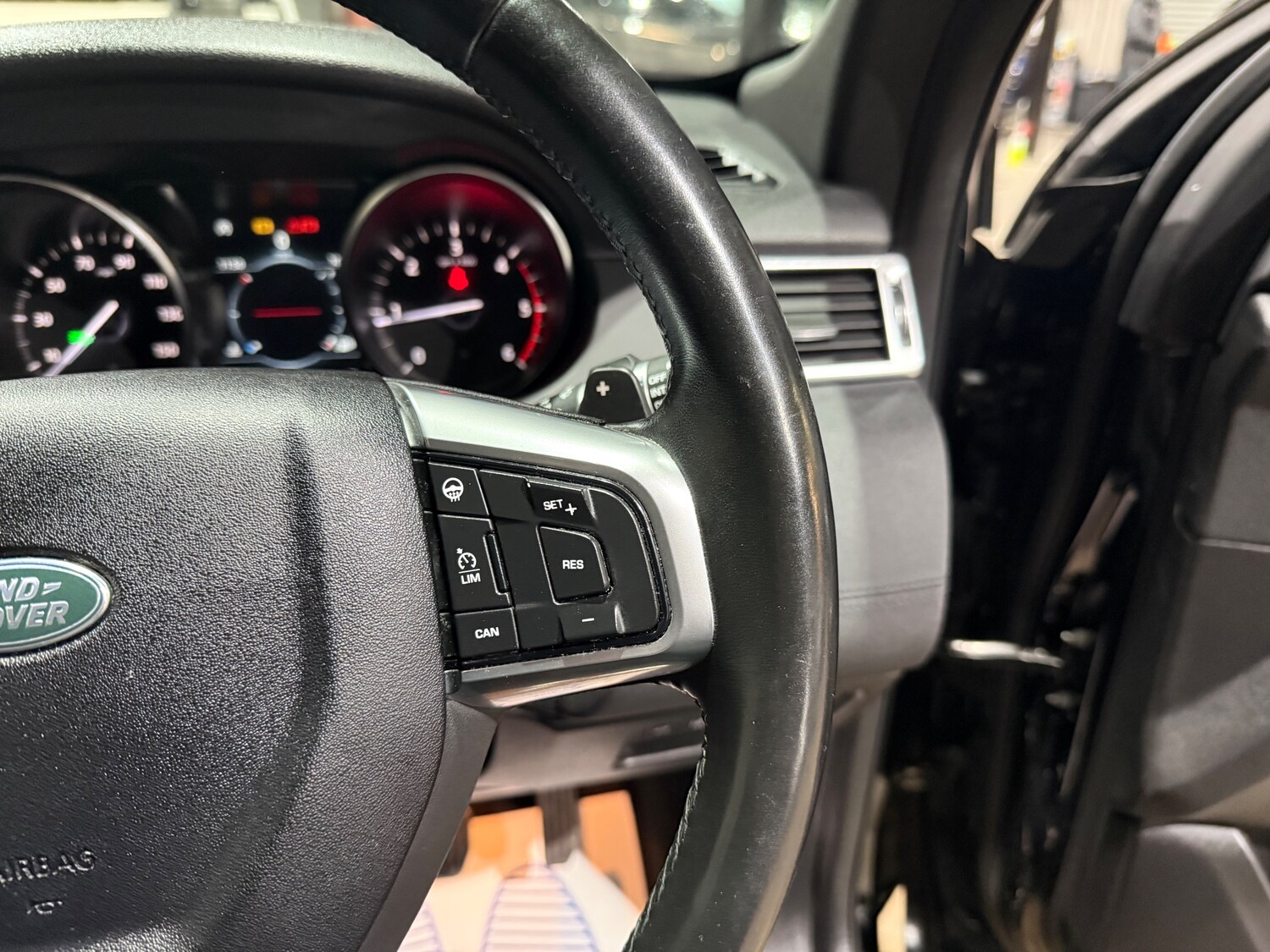 Used Land Rover Discovery Sport 2019 for sale - 77431789: Photo 33