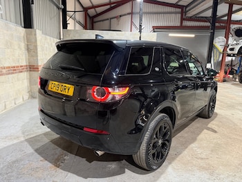 Used Land Rover Discovery Sport 2019 for sale - 77431789: Photo