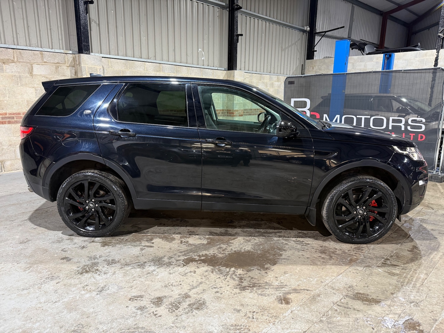 Used Land Rover Discovery Sport 2016 for sale - 77313005: Photo 2