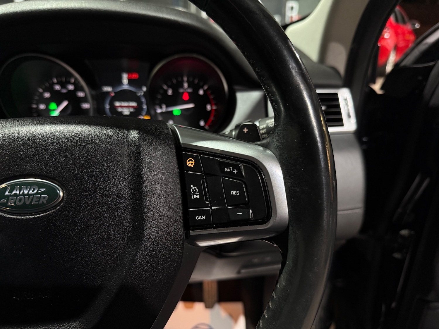 Used Land Rover Discovery Sport 2016 for sale - 77313005: Photo 35