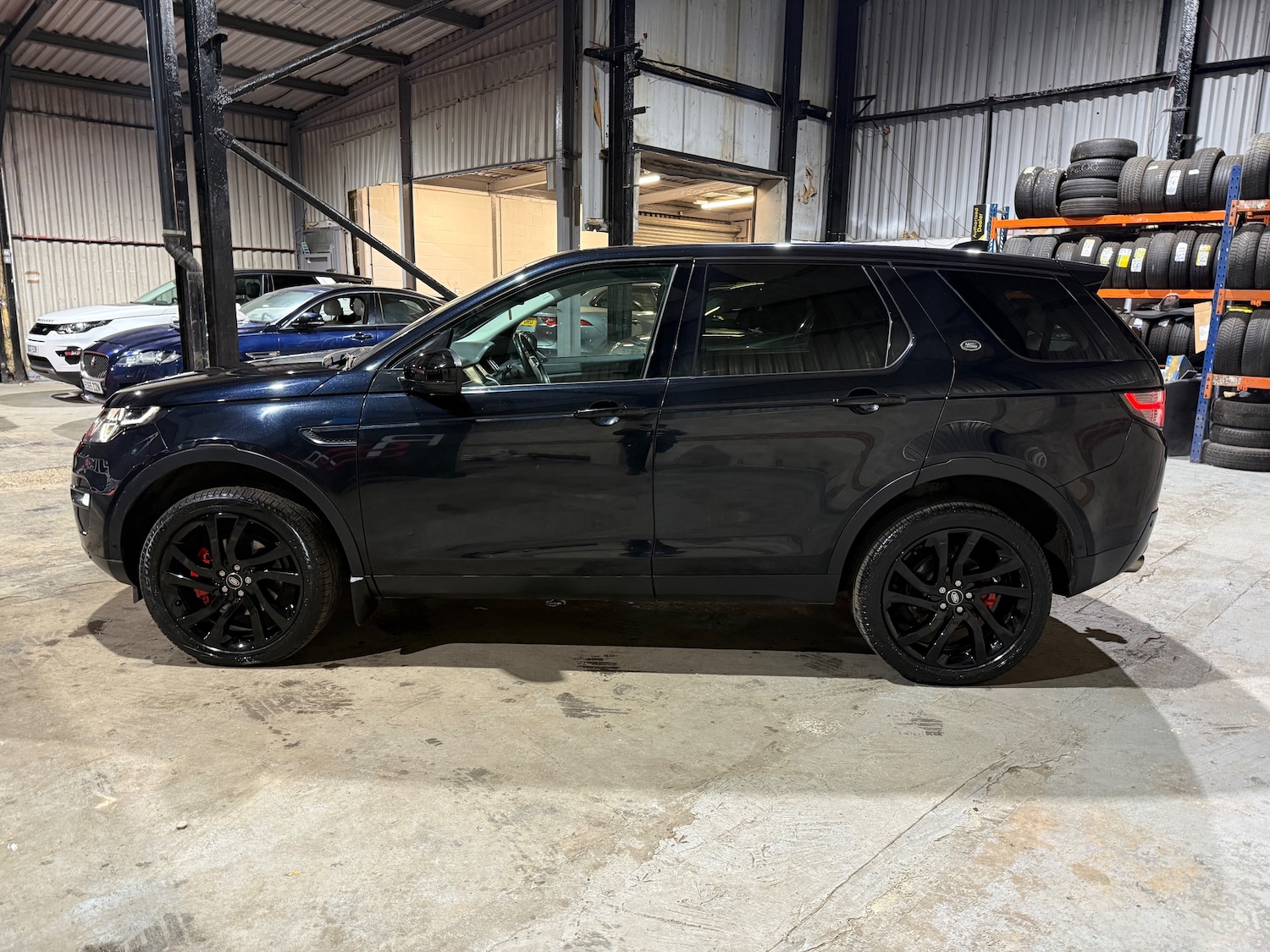 Used Land Rover Discovery Sport 2016 for sale - 77313005: Photo 5