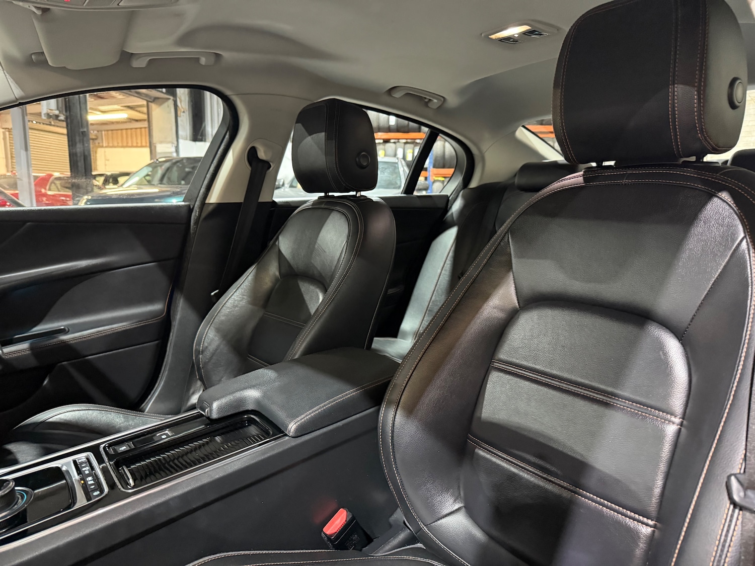 Used Jaguar XE 2018 for sale - 76495789: Photo 10