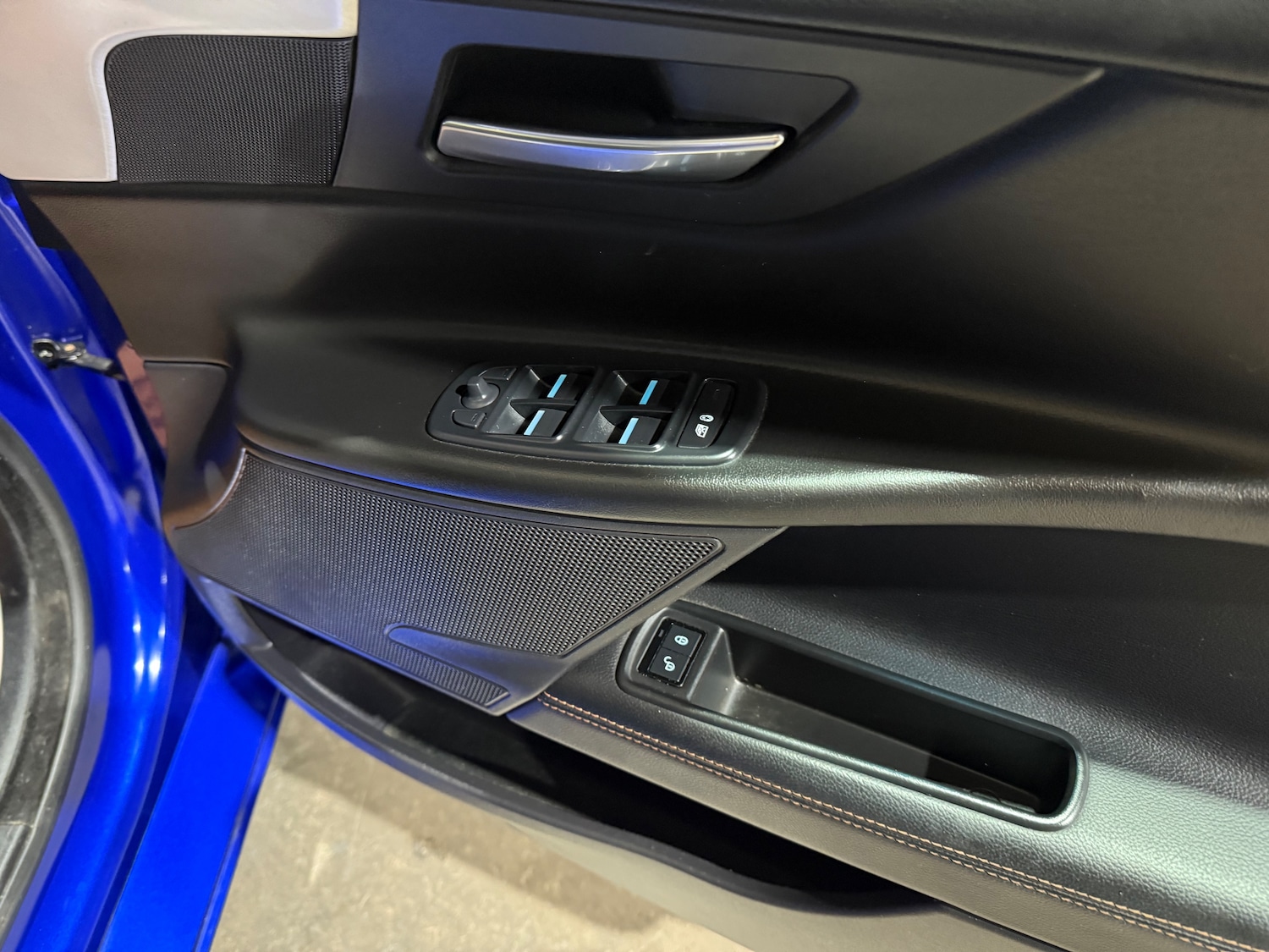 Used Jaguar XE 2018 for sale - 76495789: Photo 22