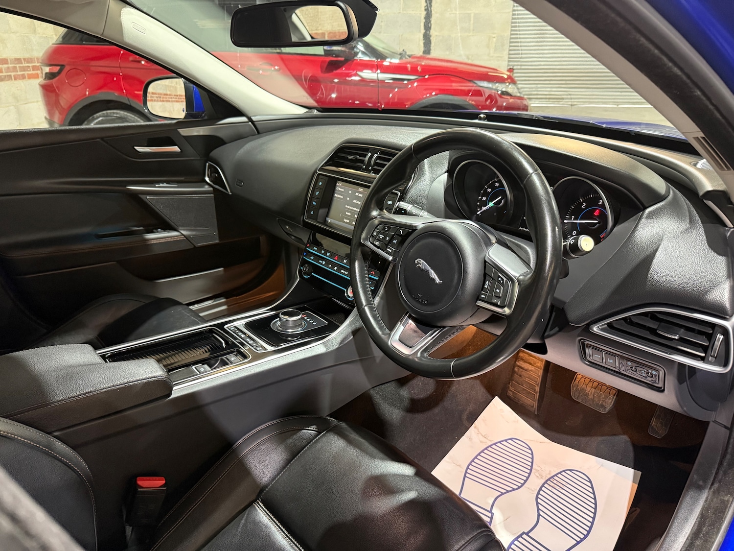 Used Jaguar XE 2018 for sale - 76495789: Photo 24