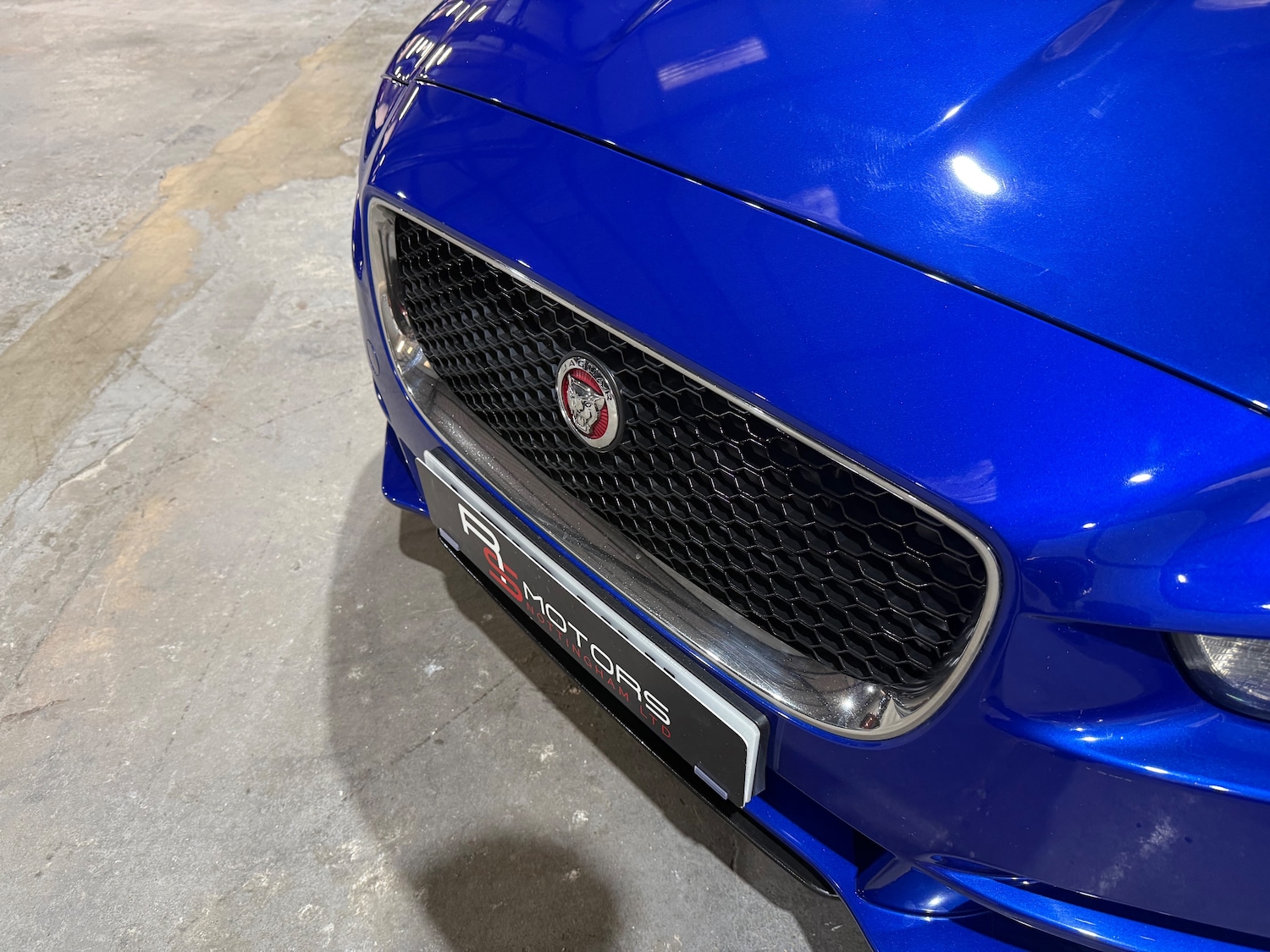 Used Jaguar XE 2018 for sale - 76495789: Photo 45