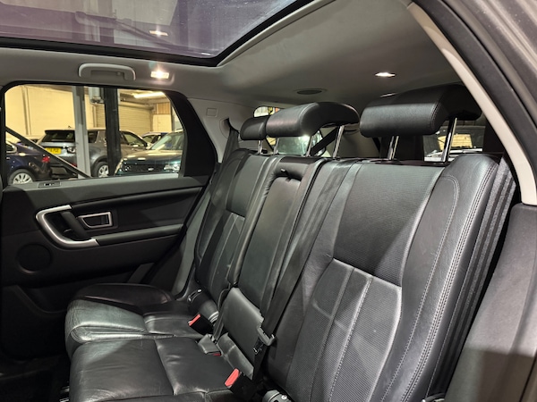 Used Land Rover Discovery Sport 2016 for sale - 76204672: Photo 16