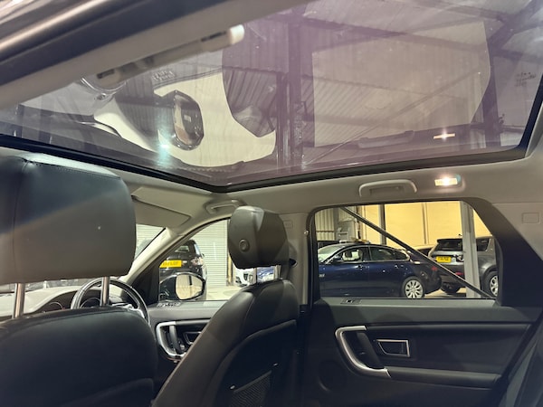 Used Land Rover Discovery Sport 2016 for sale - 76204672: Photo 17