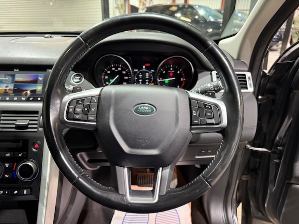Used Land Rover Discovery Sport 2016 for sale - 76204672: Photo 29