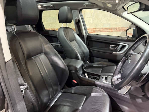 Used Land Rover Discovery Sport 2016 for sale - 76204672: Photo 46