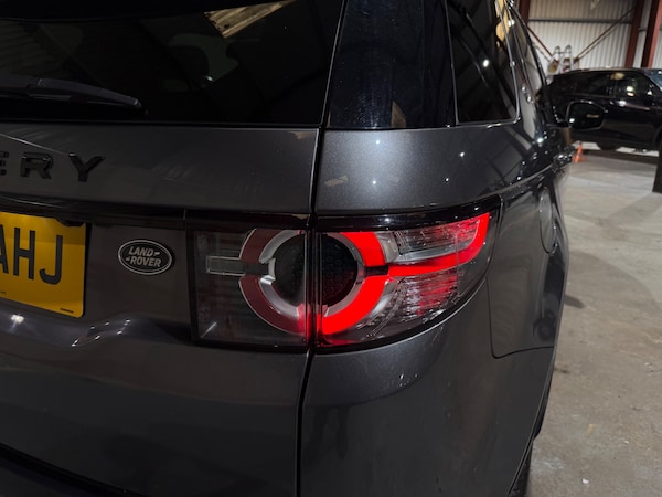 Used Land Rover Discovery Sport 2016 for sale - 76204672: Photo 49