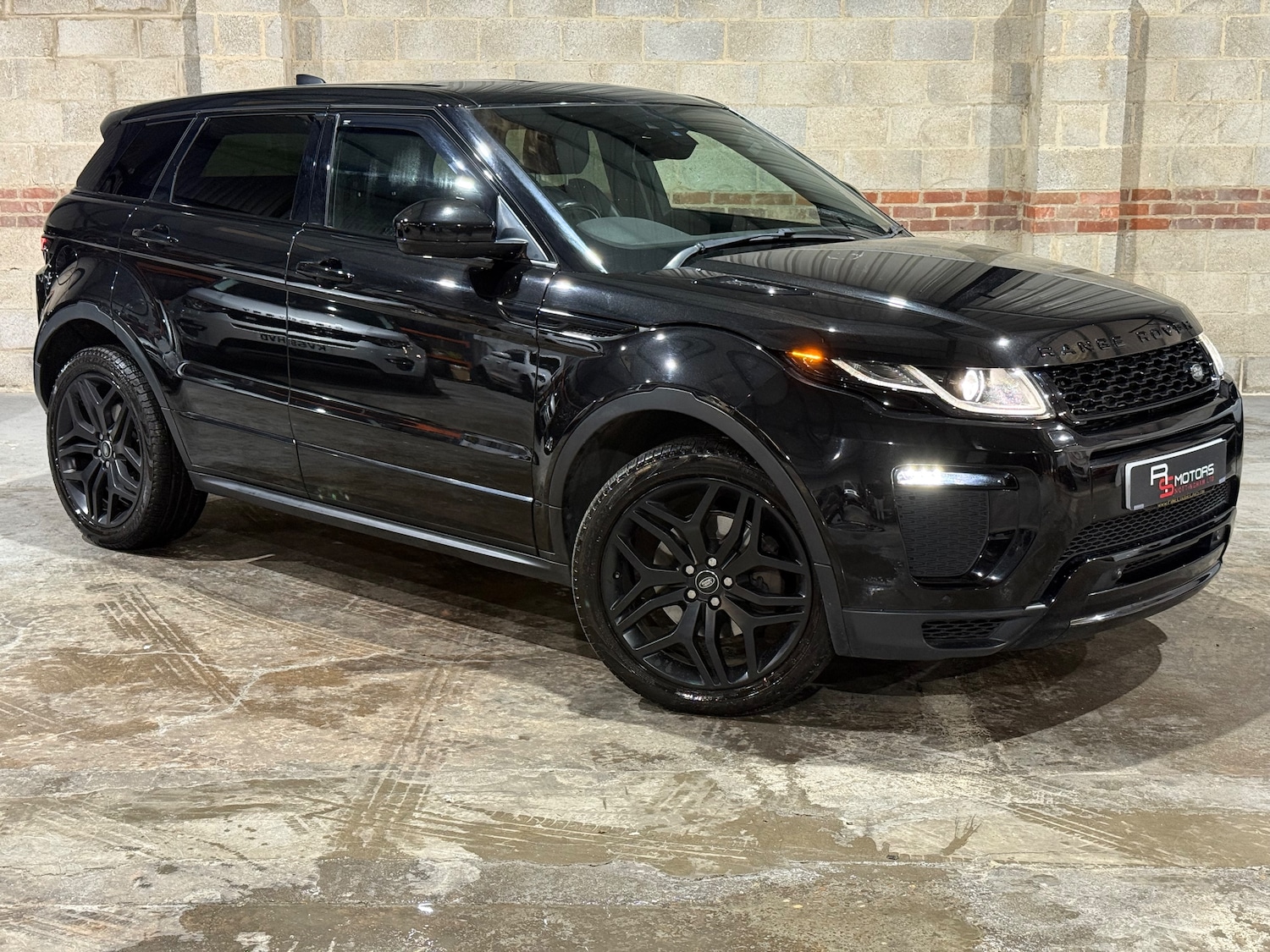 Used Land Rover Range Rover Evoque 2016 for sale - 76557826: Photo 1