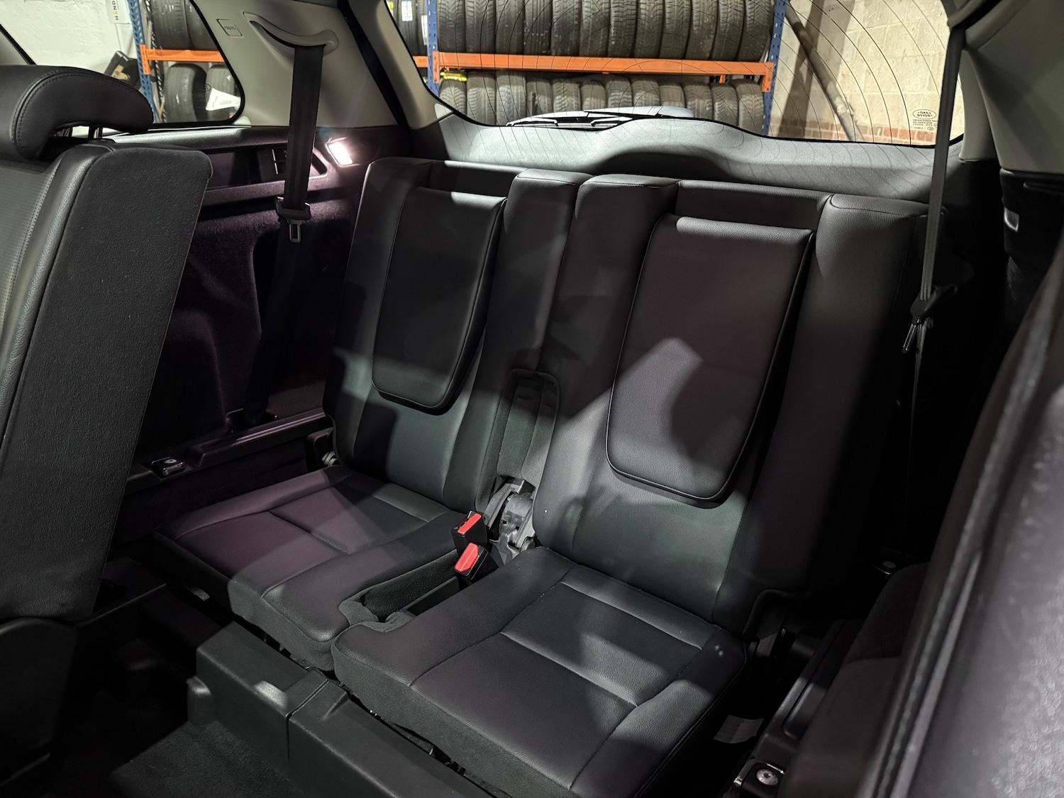 Used Land Rover Discovery Sport 2017 for sale - 77557328: Photo 16