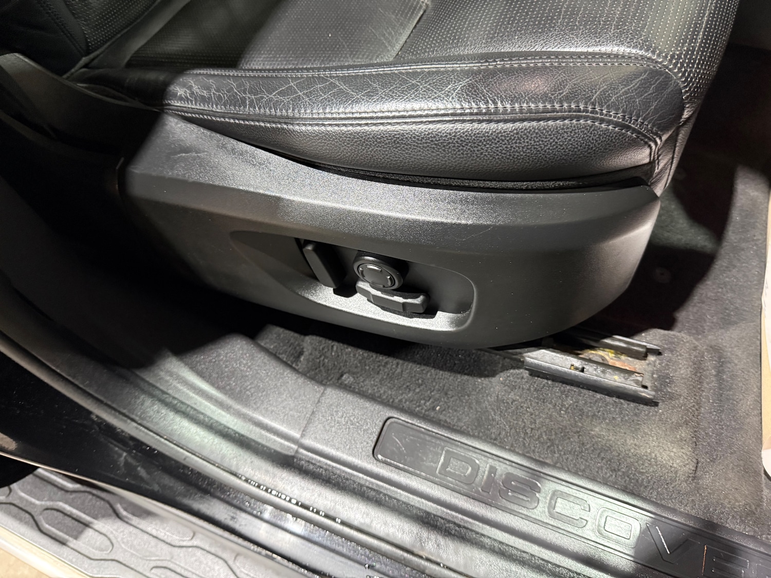 Used Land Rover Discovery Sport 2017 for sale - 77557328: Photo 31