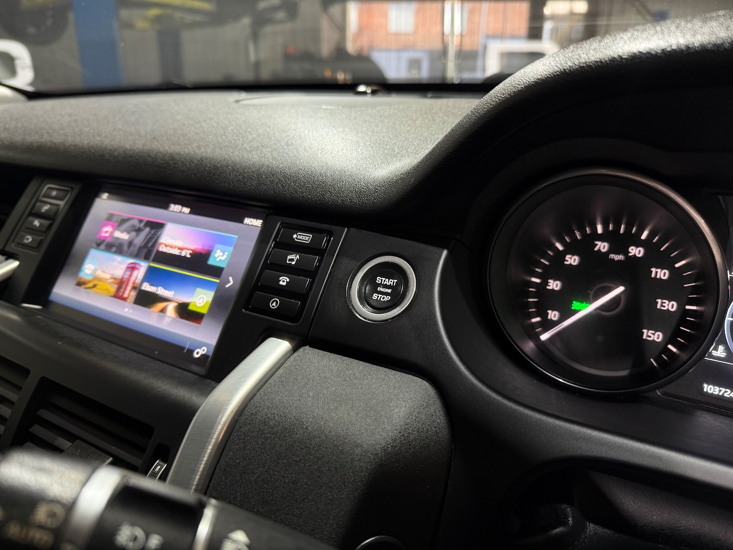 Used Land Rover Discovery Sport 2017 for sale - 77557328: Photo 39