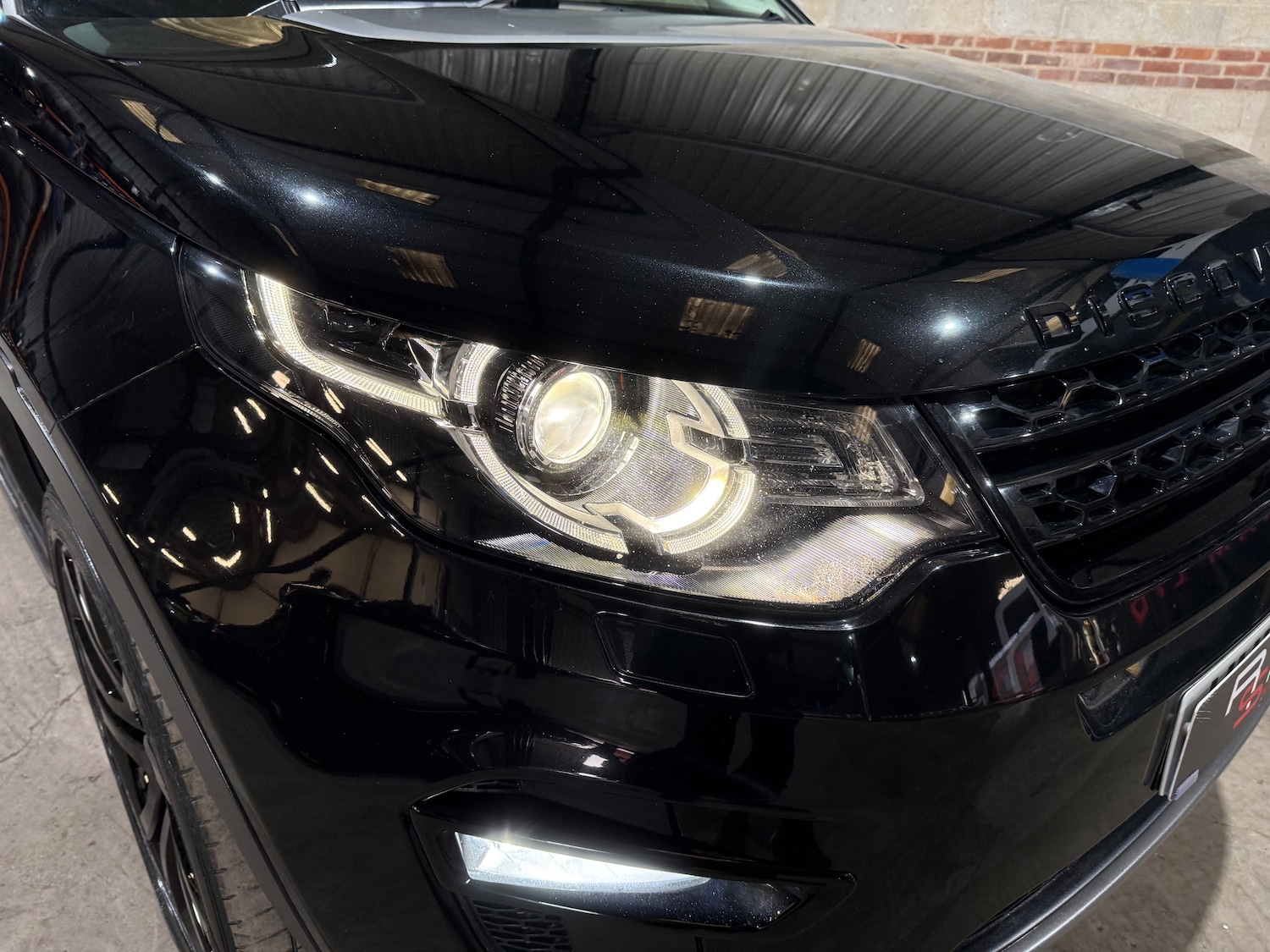 Used Land Rover Discovery Sport 2017 for sale - 77557328: Photo 56