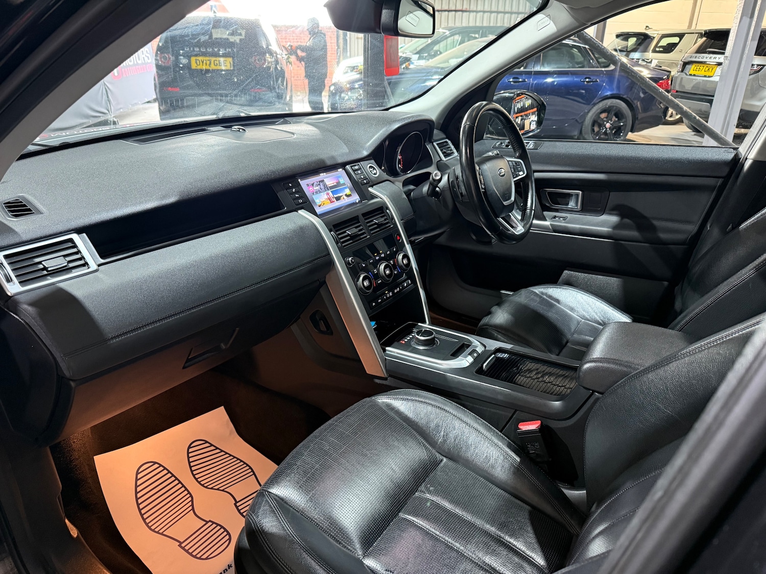 Used Land Rover Discovery Sport 2017 for sale - 77557328: Photo 9