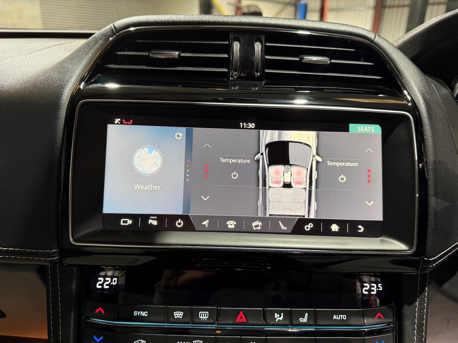 Used Jaguar F-Pace 2018 for sale - 76851351: Photo 44