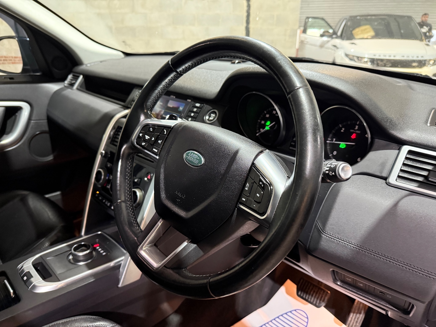 Used Land Rover Discovery Sport 2016 for sale - 76090062: Photo 29