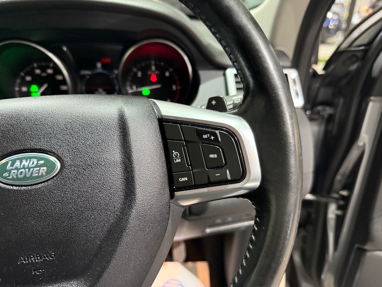Used Land Rover Discovery Sport 2016 for sale - 76090062: Photo 35