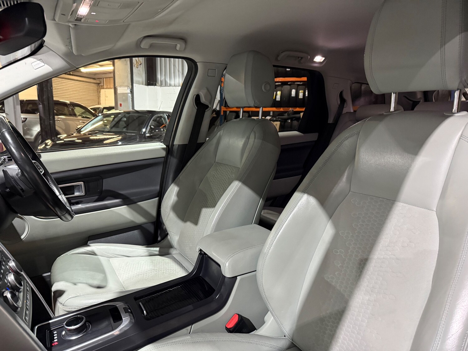 Used Land Rover Discovery Sport 2017 for sale - 77428289: Photo 10