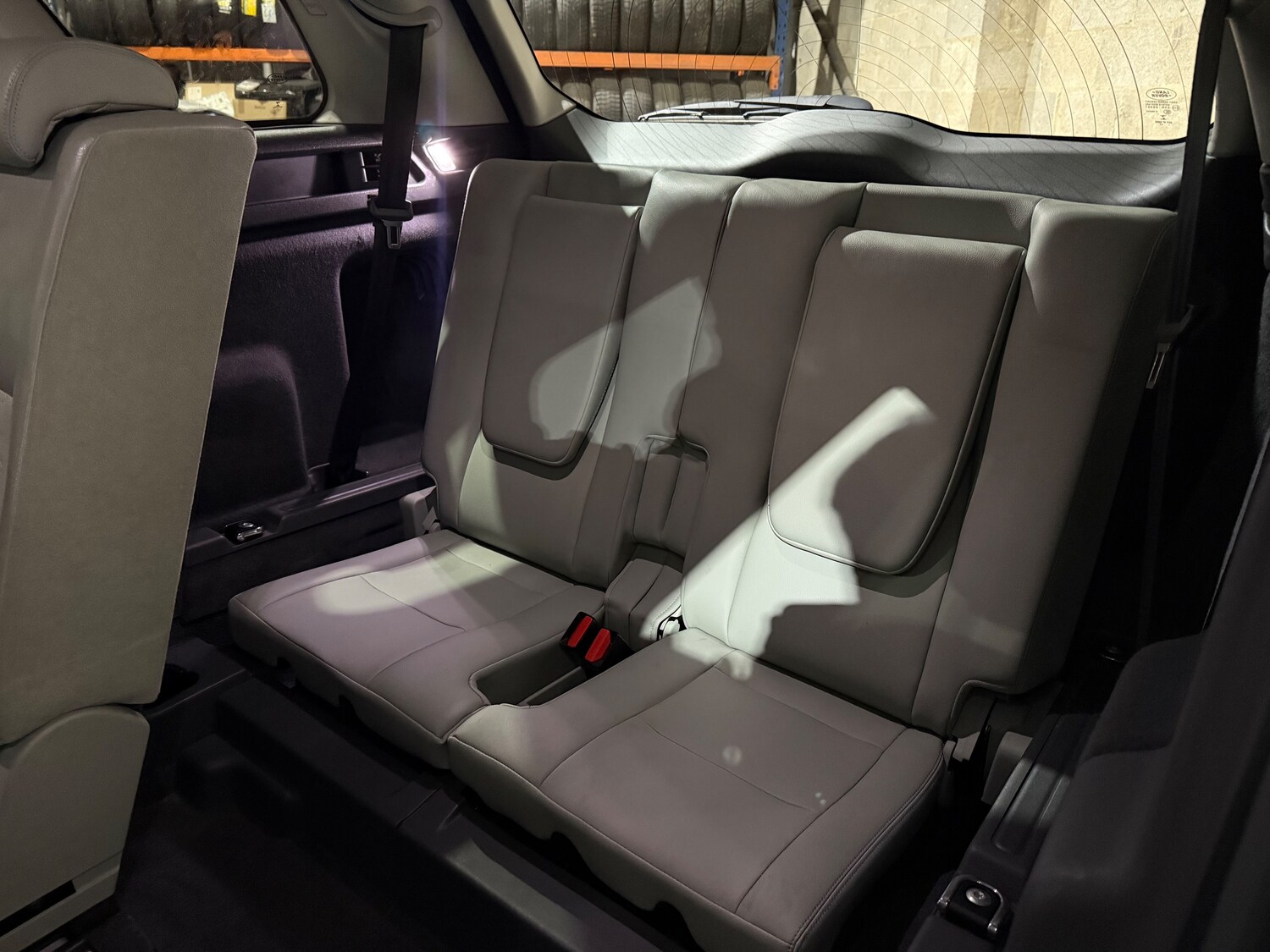 Used Land Rover Discovery Sport 2017 for sale - 77428289: Photo 17