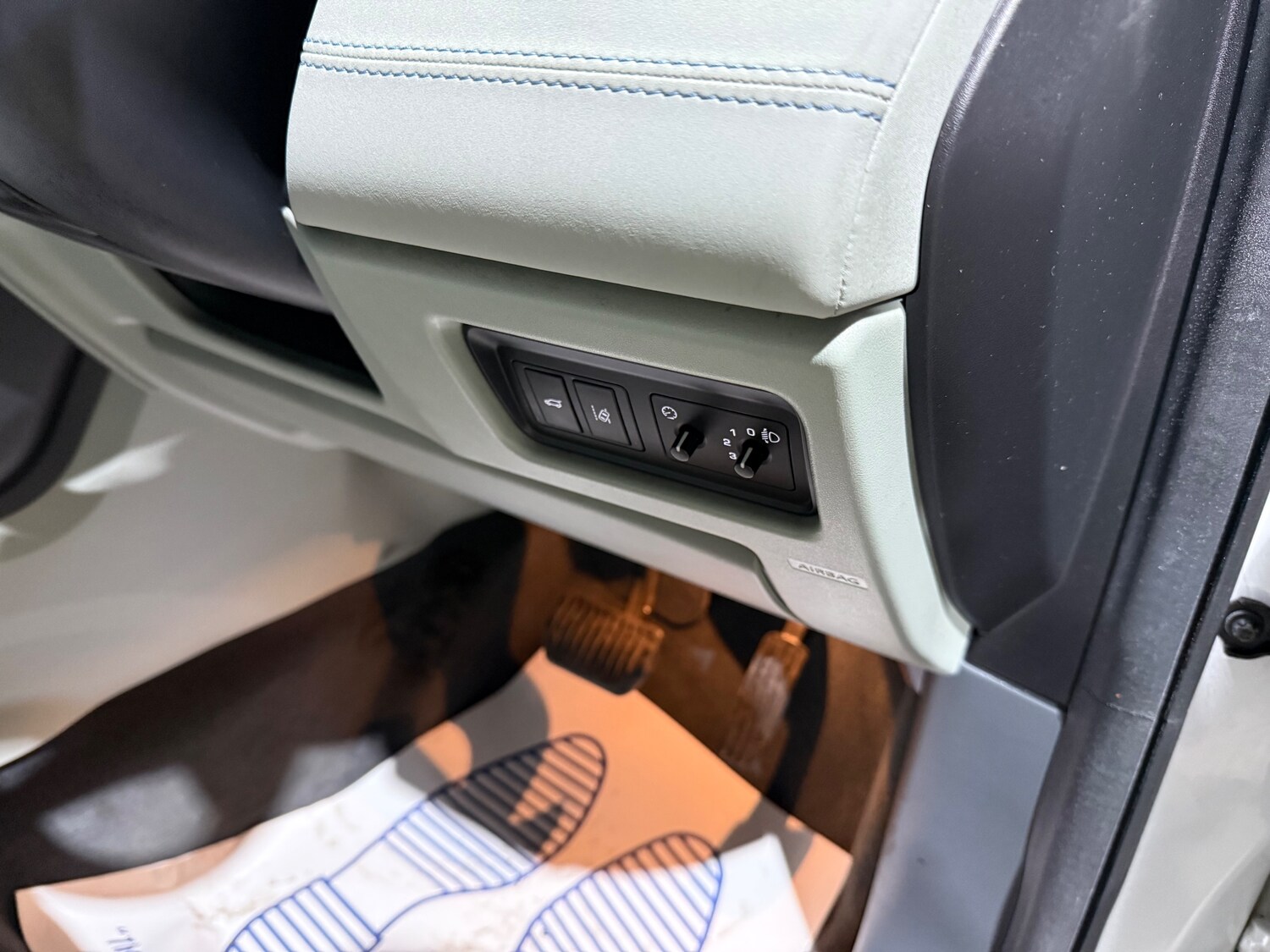 Used Land Rover Discovery Sport 2017 for sale - 77428289: Photo 28