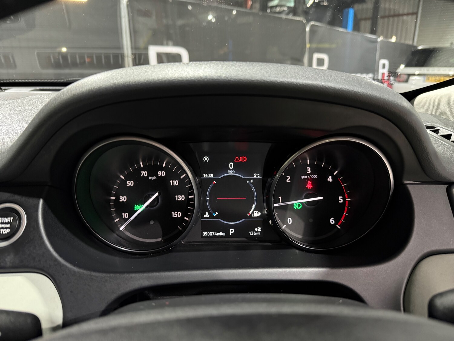 Used Land Rover Discovery Sport 2017 for sale - 77428289: Photo 33