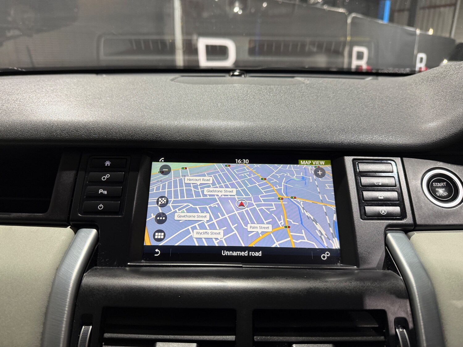 Used Land Rover Discovery Sport 2017 for sale - 77428289: Photo 38