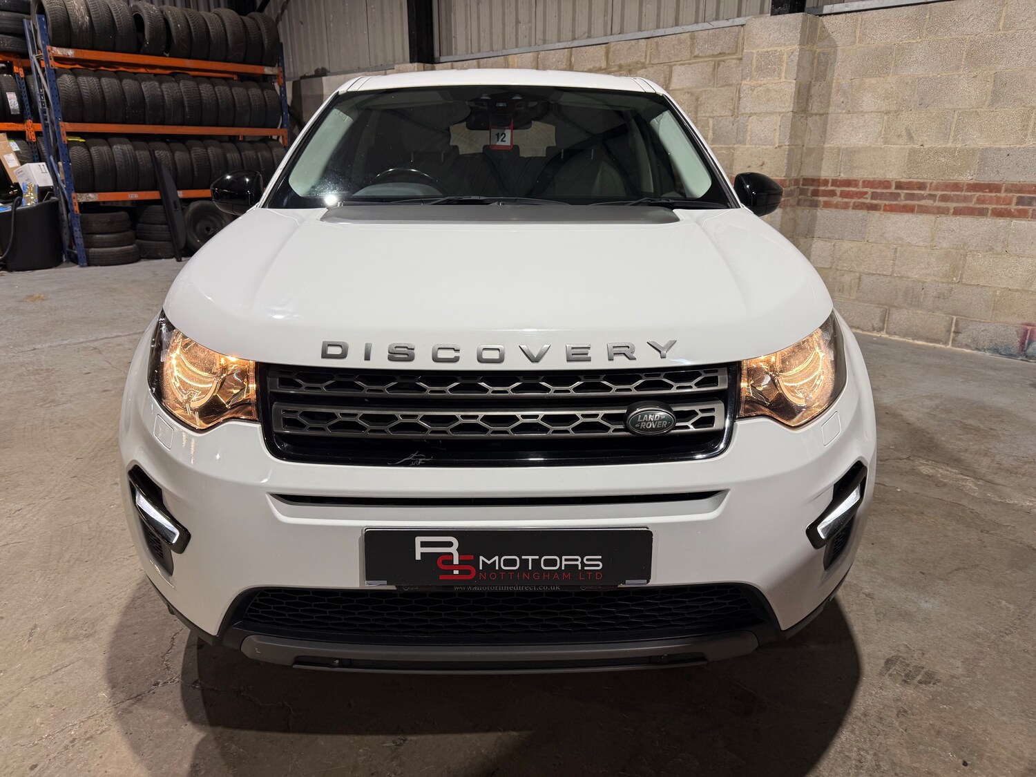 Used Land Rover Discovery Sport 2017 for sale - 77428289: Photo 6