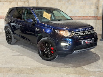 Used Land Rover Discovery Sport 2016 for sale - 78385504: Photo